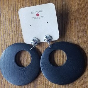 BLACK WOOD DONUT STYLE CLIP-ON EARRINGS